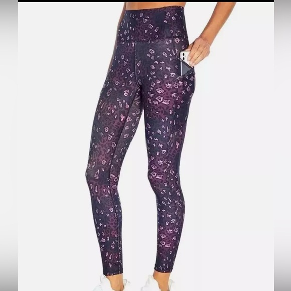 BUNDLE OF 2 - Leggings Ballys HI RISE 25” Purple Plum Leopard Print Slimming - Picture 2 of 4